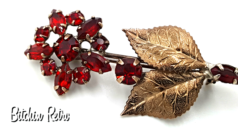 Vintage Red Rhinestones Flower Shaped Brooch Pin BR94