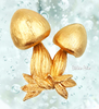 Napier Mushroom Brooch at bitchinretro.com