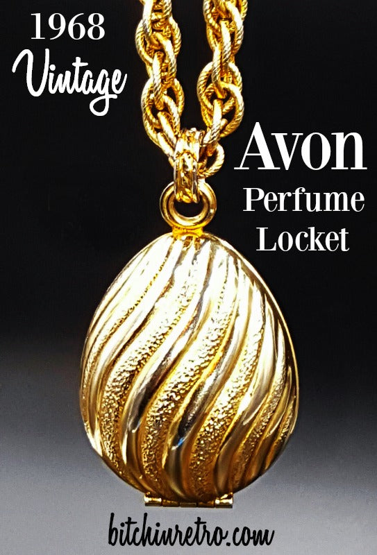 Avon Vintage 1968 Charmer Perfume Locket with Necklace Bracelet