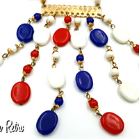 Hong Kong Lucite Necklace and Patriotic Kitsch at bitchinretro.com