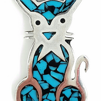 925 Sterling Silver Cat Brooch Marked TM-183 at bitchinretro.com